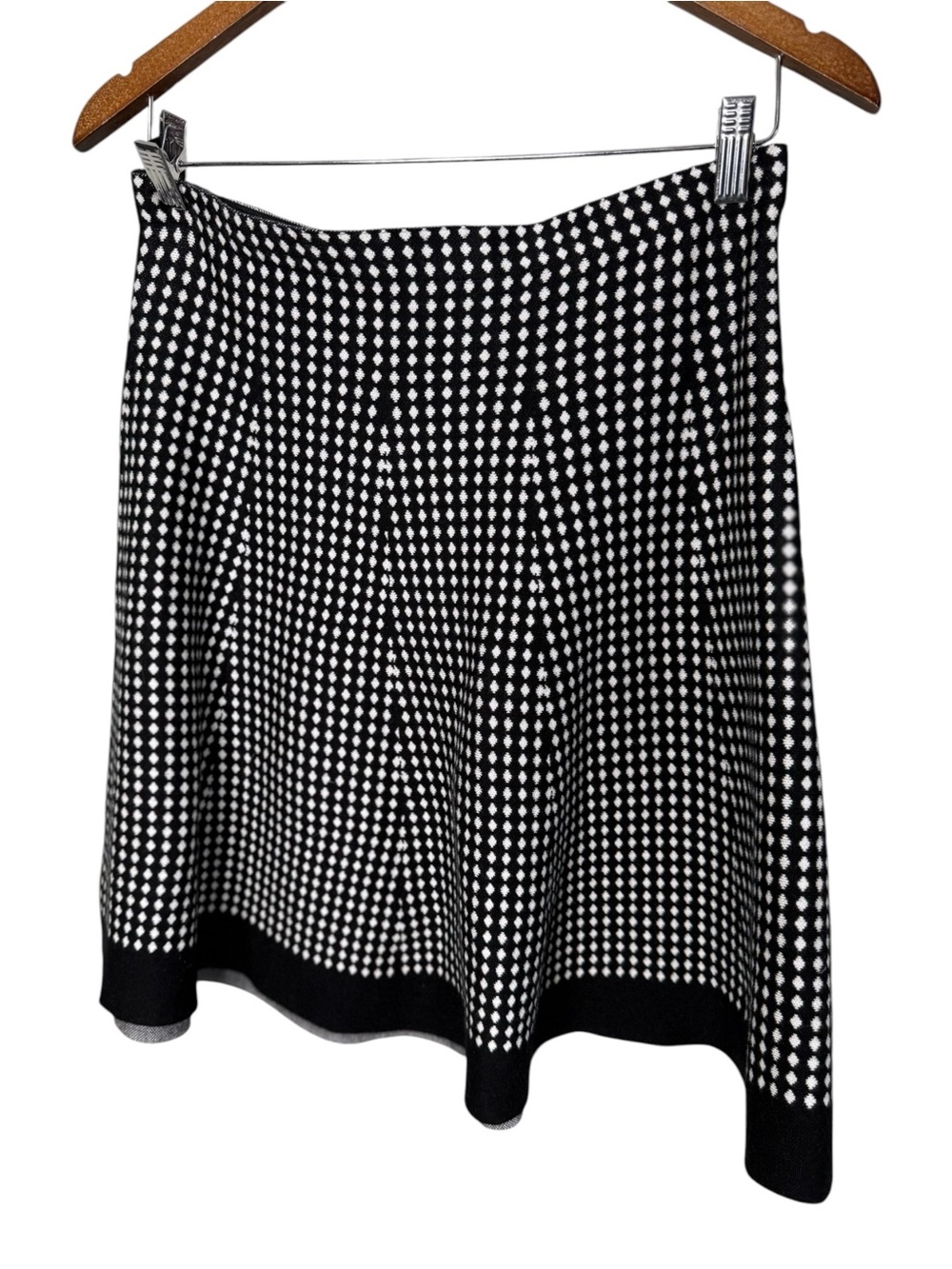 Essentials Sioni Black White Diamond Knit Skirt L